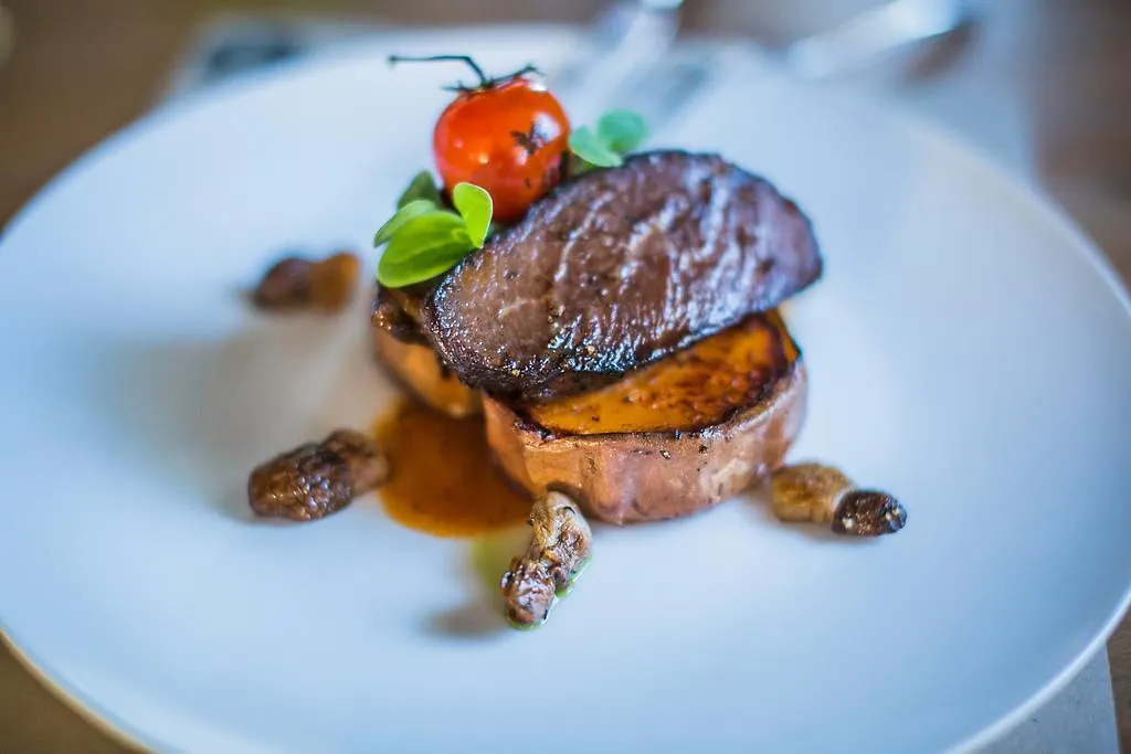 ***  Imola Udvarhaz Dessert Hotel Eger Hungary