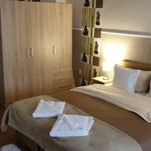 Jokai Family Apartman Apartament